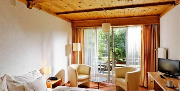 Neuhaus Golf- & Strandhotel Unterseen المظهر الخارجي الصورة